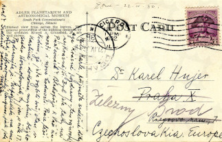 Zadní strana pohlednice datované 8. duben, 1932